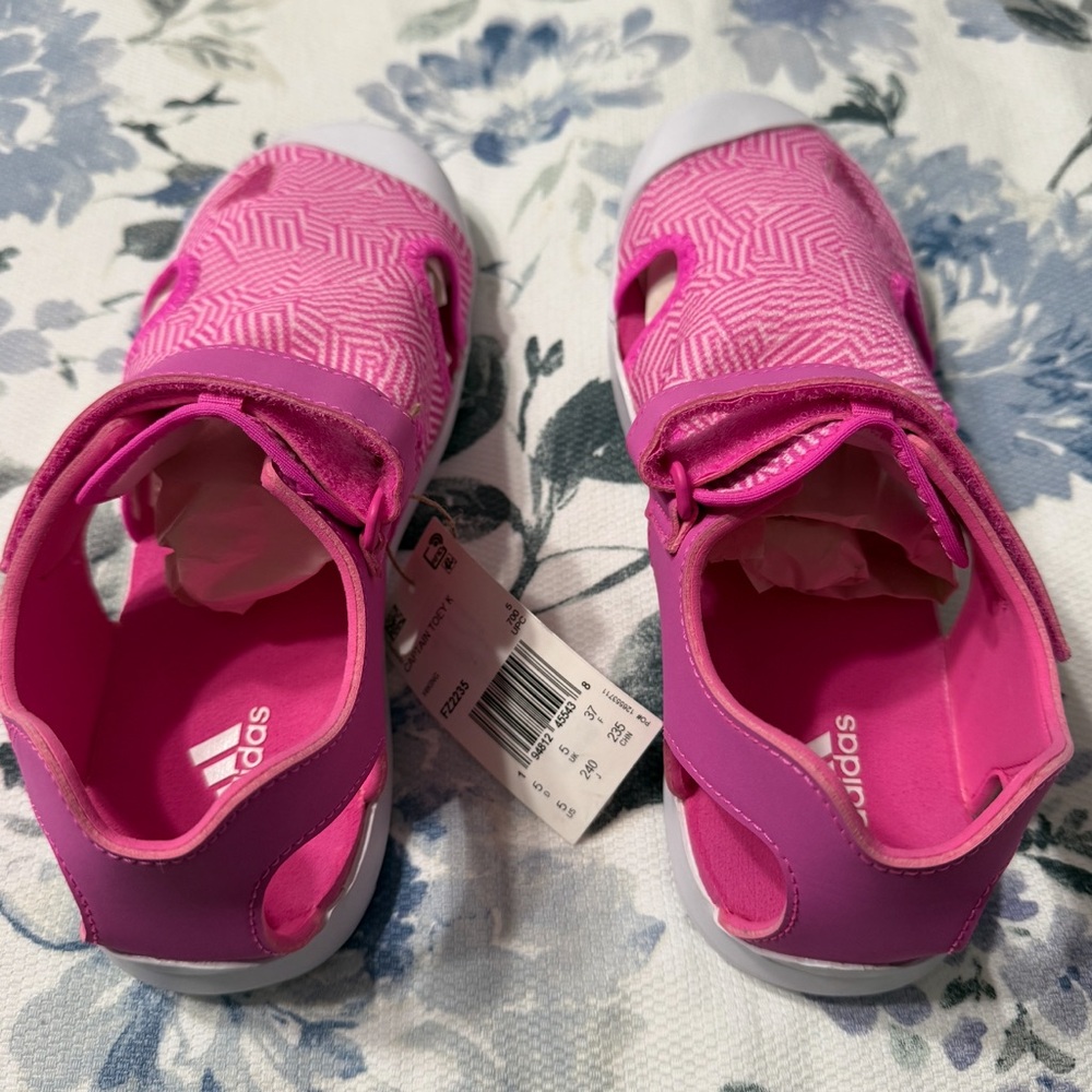 Adidas Pink Sandals with Breathable Upper and Velcro Closure 5.5